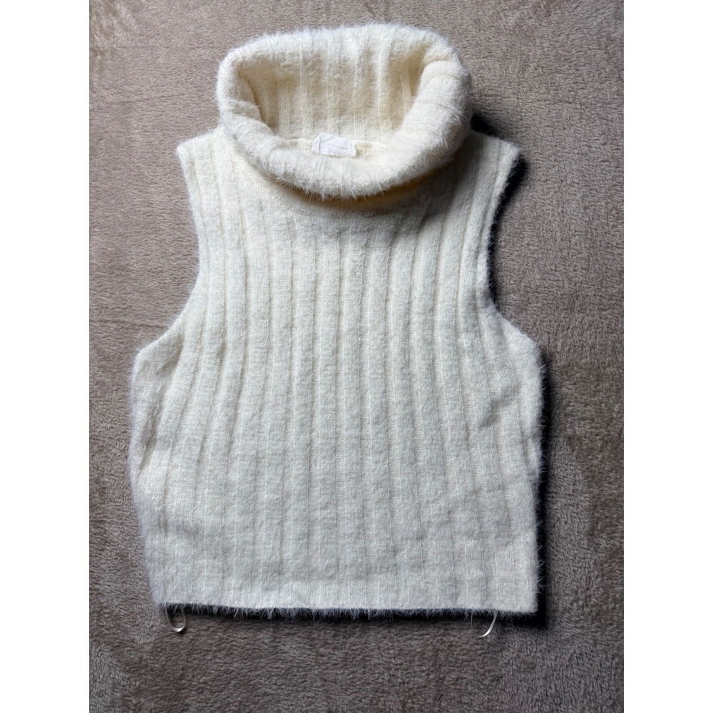 Bobbles & Lace Ivory Ribbed‎ Fuzzy Turtleneck Sleeveless Sweater Vest Small